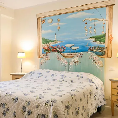 Dei Marmi - With Garden, Near The Sea Apartment *